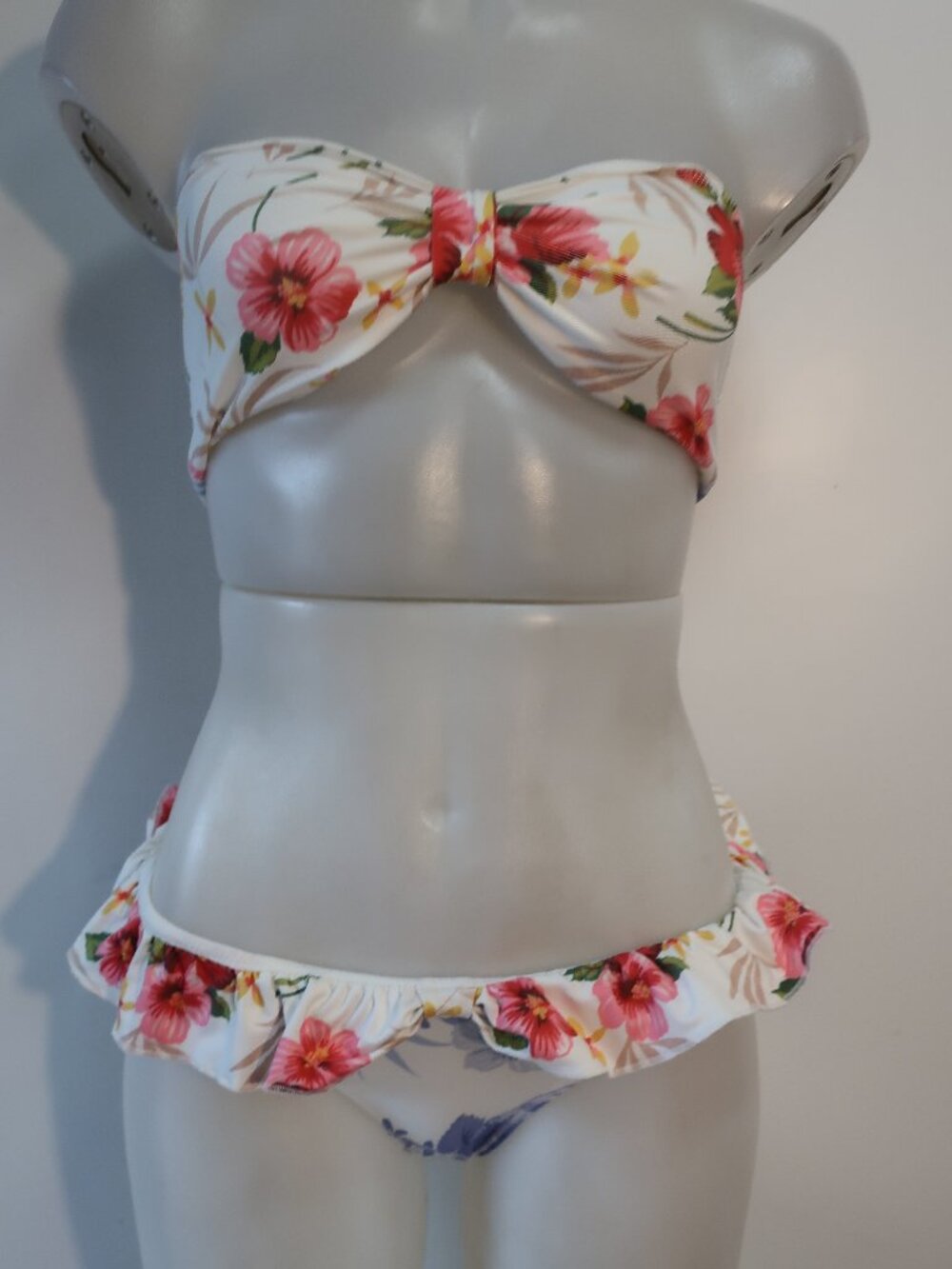 Womens LoveShackFancy White Pink Tropic Floral (Item- 31) Bandeau Swim Bikini XS